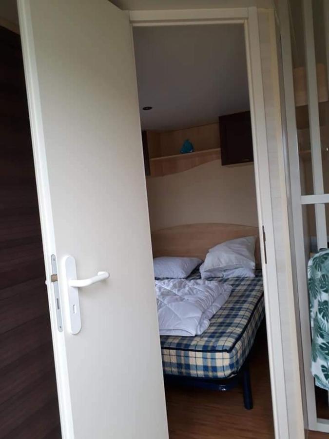 Vakantiehuis Stacaravan 4pers In Met Eigen Tuintje 2449