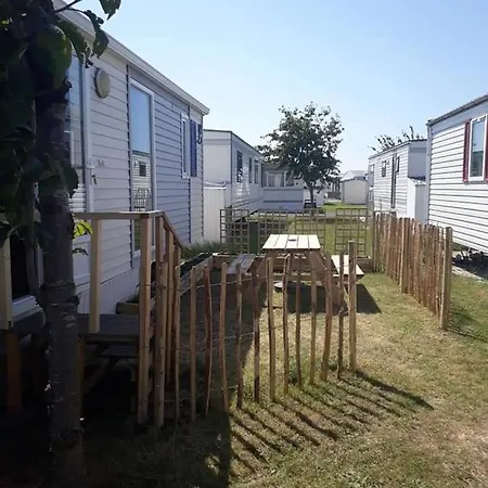 Stacaravan 4Pers In Bredene Met Eigen Tuintje 2449 Exterior foto